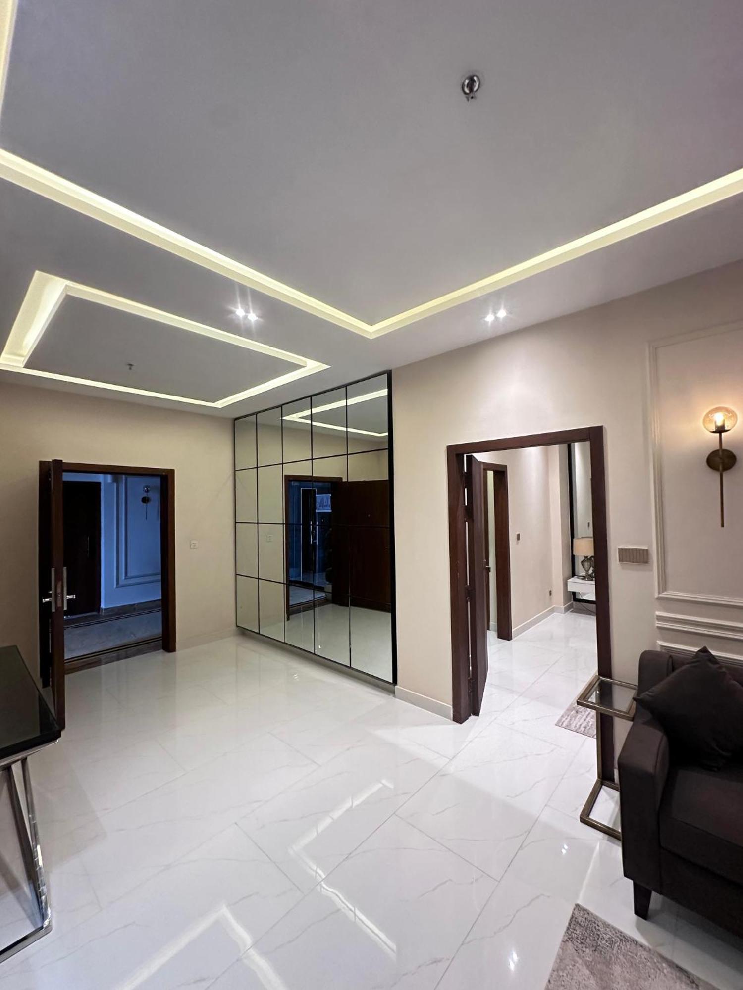 Pavilion Suites - Premium Aparthotel In Bahria Town Ravalpindi Kültér fotó