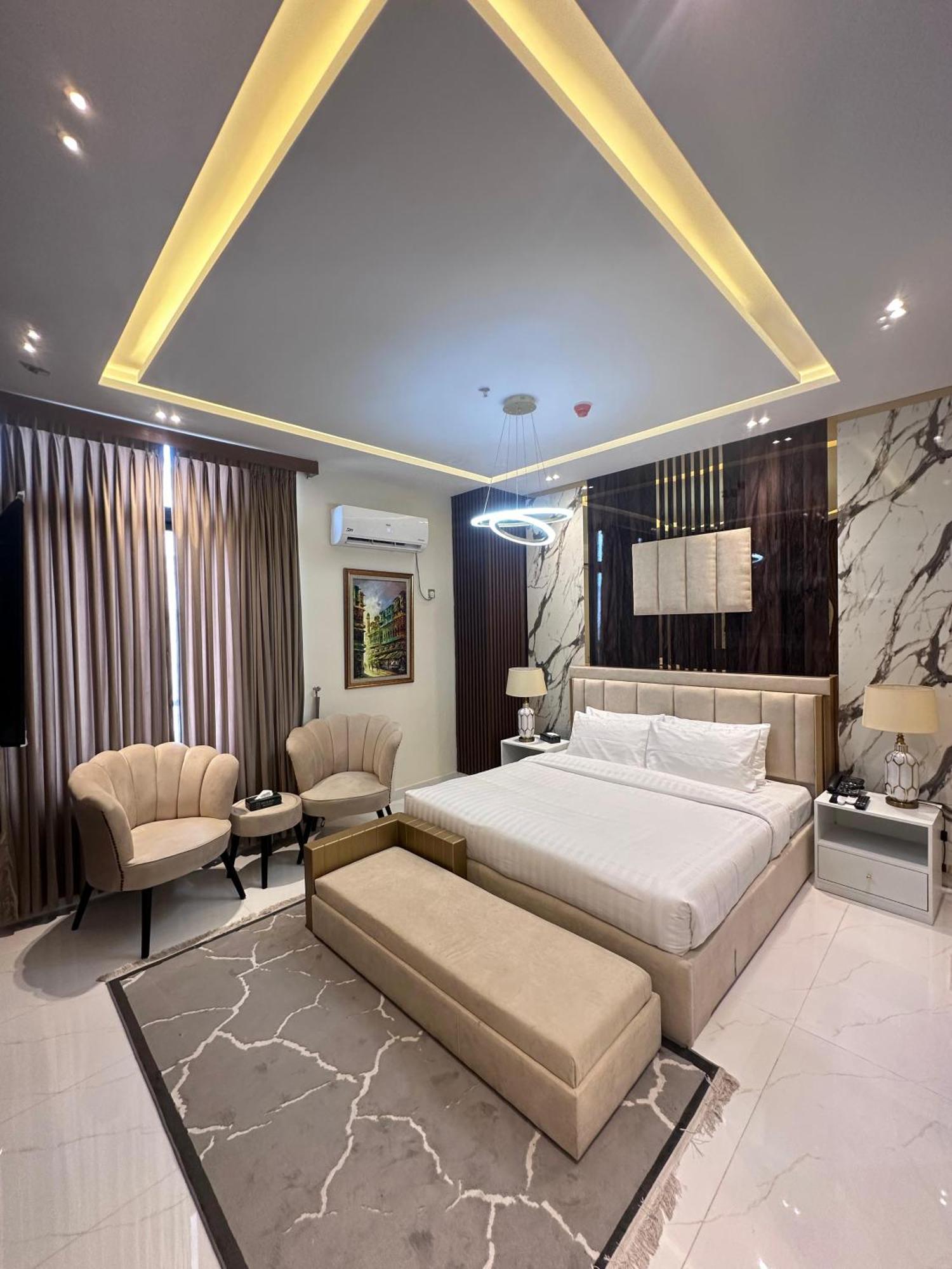 Pavilion Suites - Premium Aparthotel In Bahria Town Ravalpindi Kültér fotó