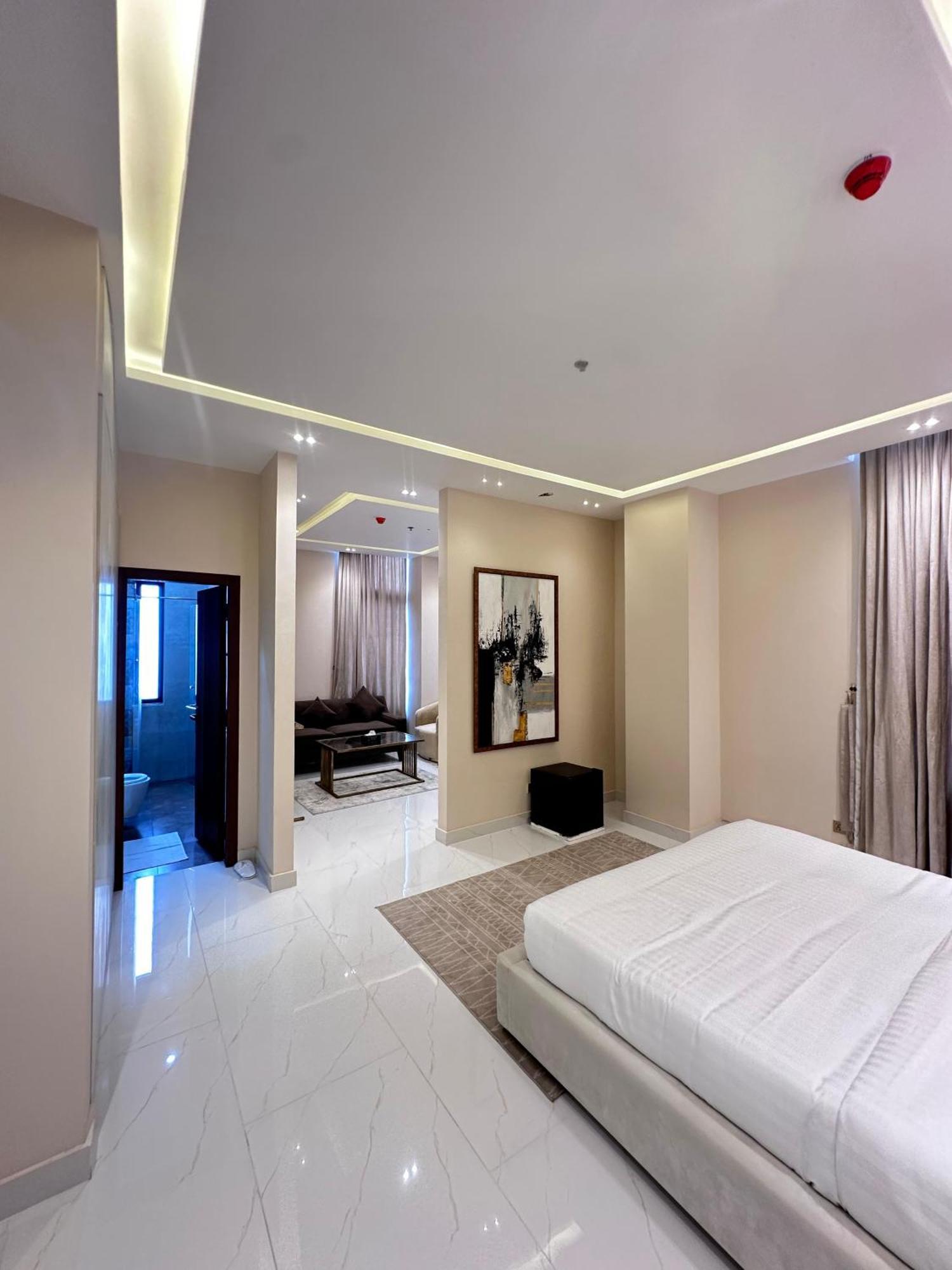 Pavilion Suites - Premium Aparthotel In Bahria Town Ravalpindi Kültér fotó