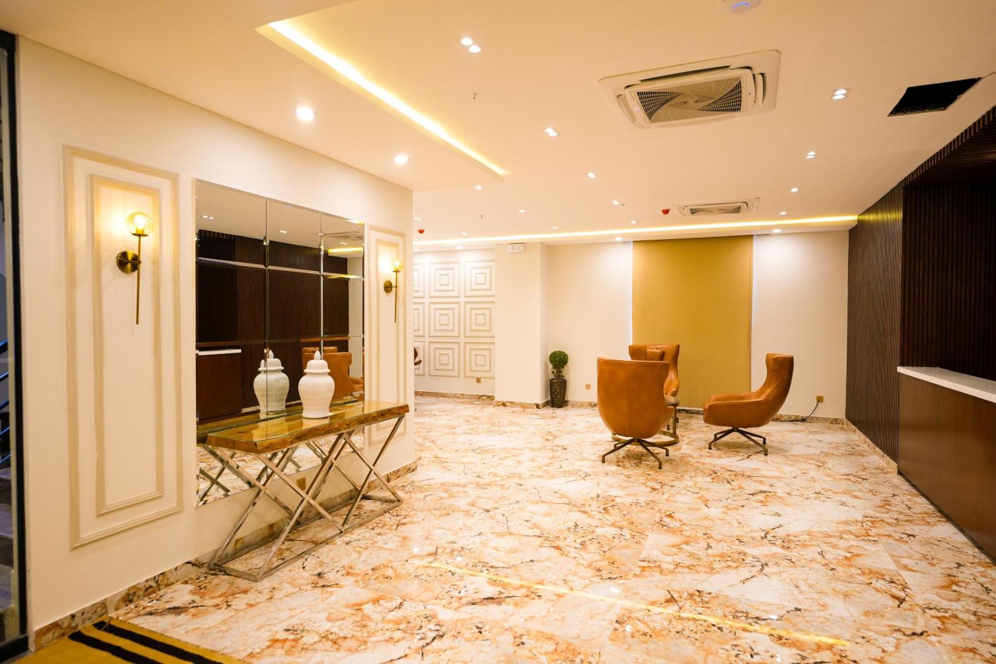 Pavilion Suites - Premium Aparthotel In Bahria Town Ravalpindi Kültér fotó