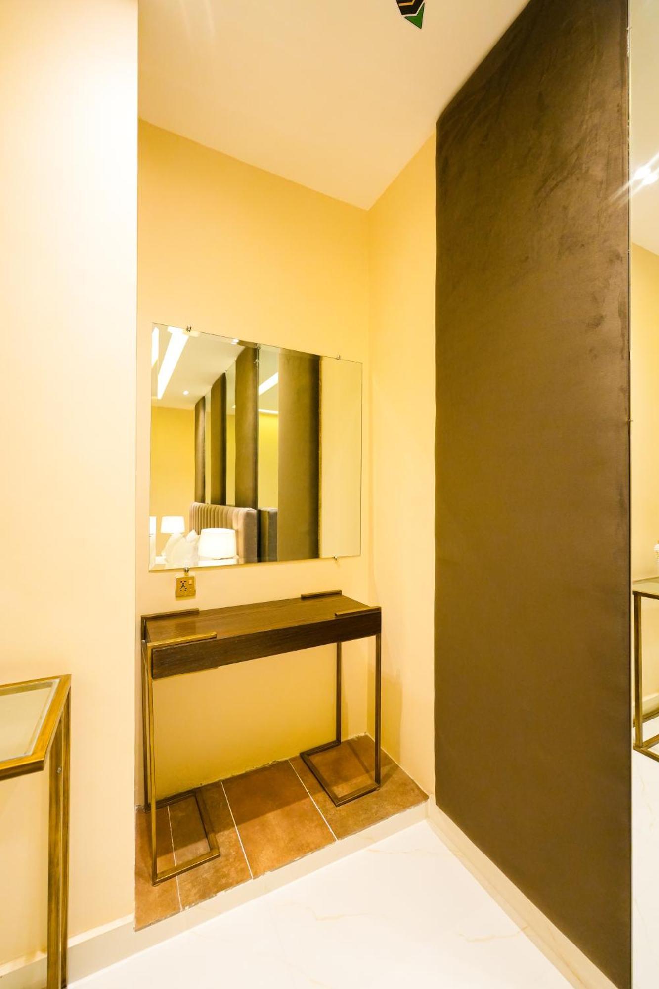 Pavilion Suites - Premium Aparthotel In Bahria Town Ravalpindi Kültér fotó